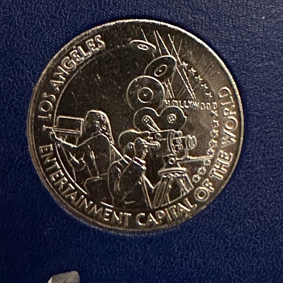 1981 Los Angeles Bicentennial Birthday Dollars Collection 6 Coin Set - Picture 9 of 16